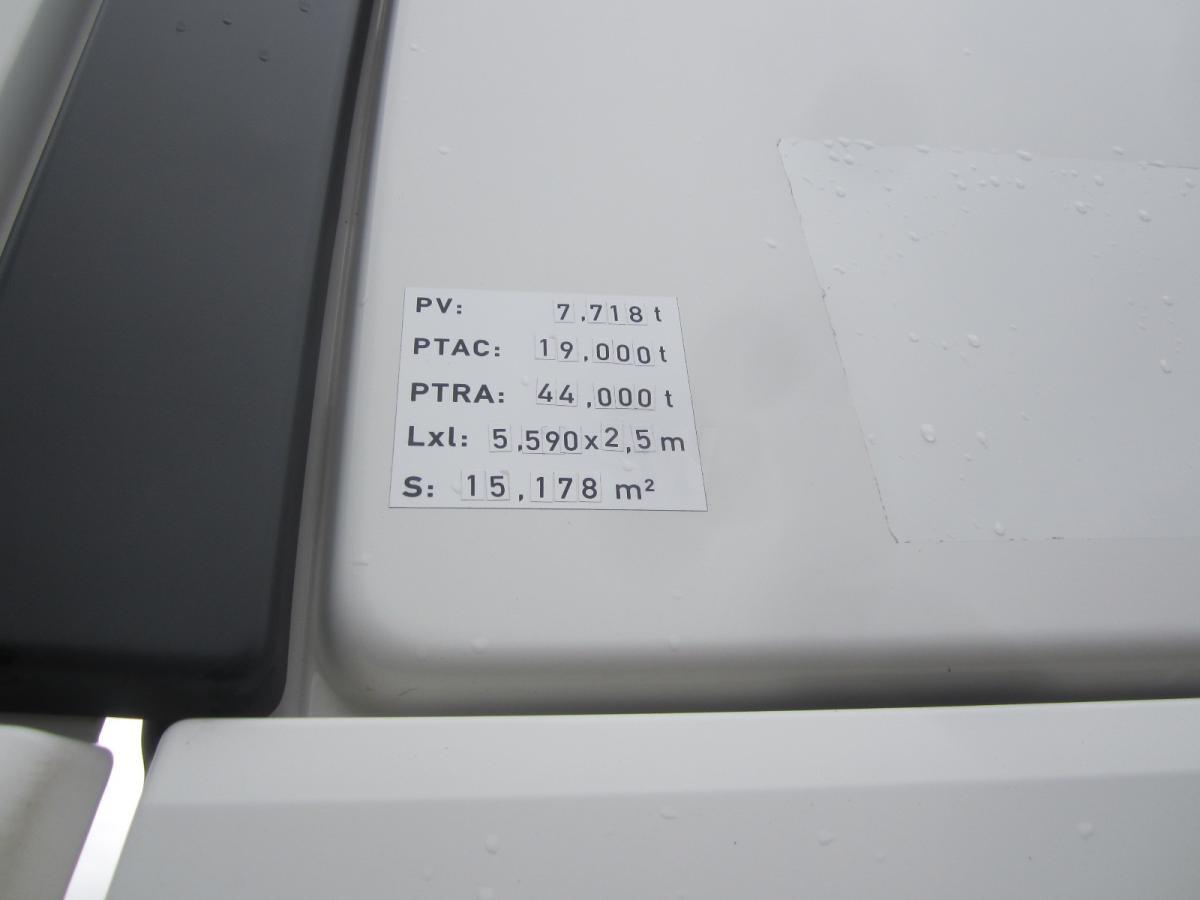 Trekker Renault Gamme T 440