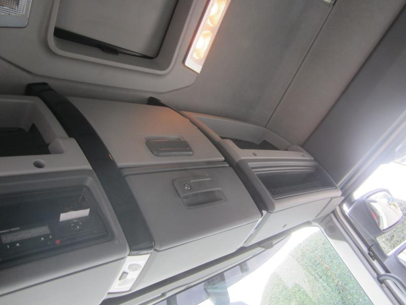 Trekker Renault Gamme T 460