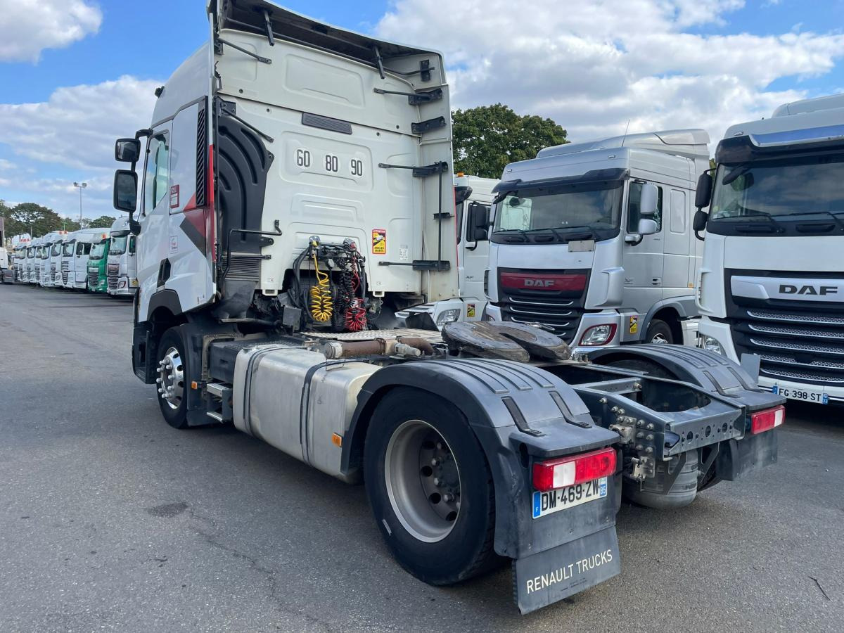 Trekker Renault Gamme T 460