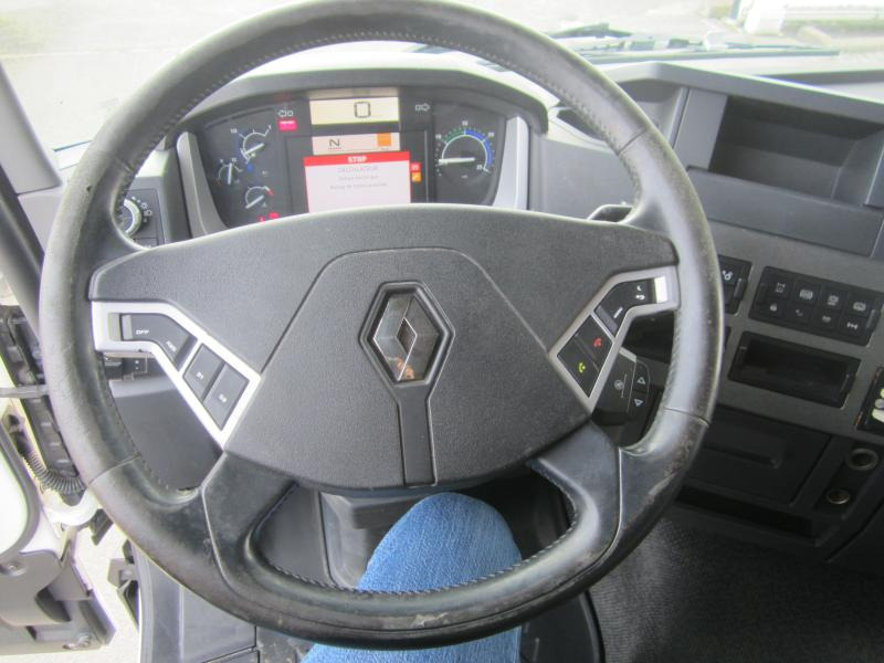 Trekker Renault Gamme T 460