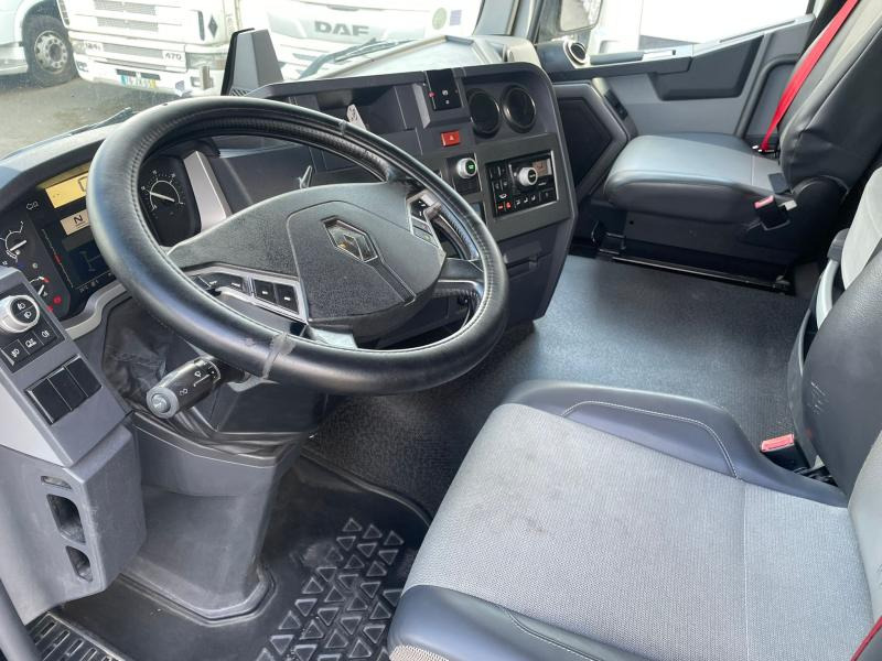 Trekker Renault Gamme T 460