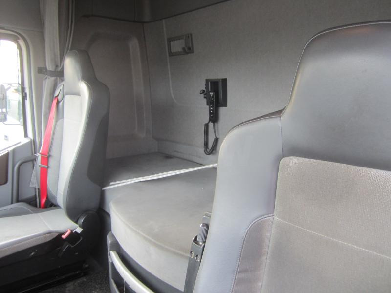 Trekker Renault Gamme T 460