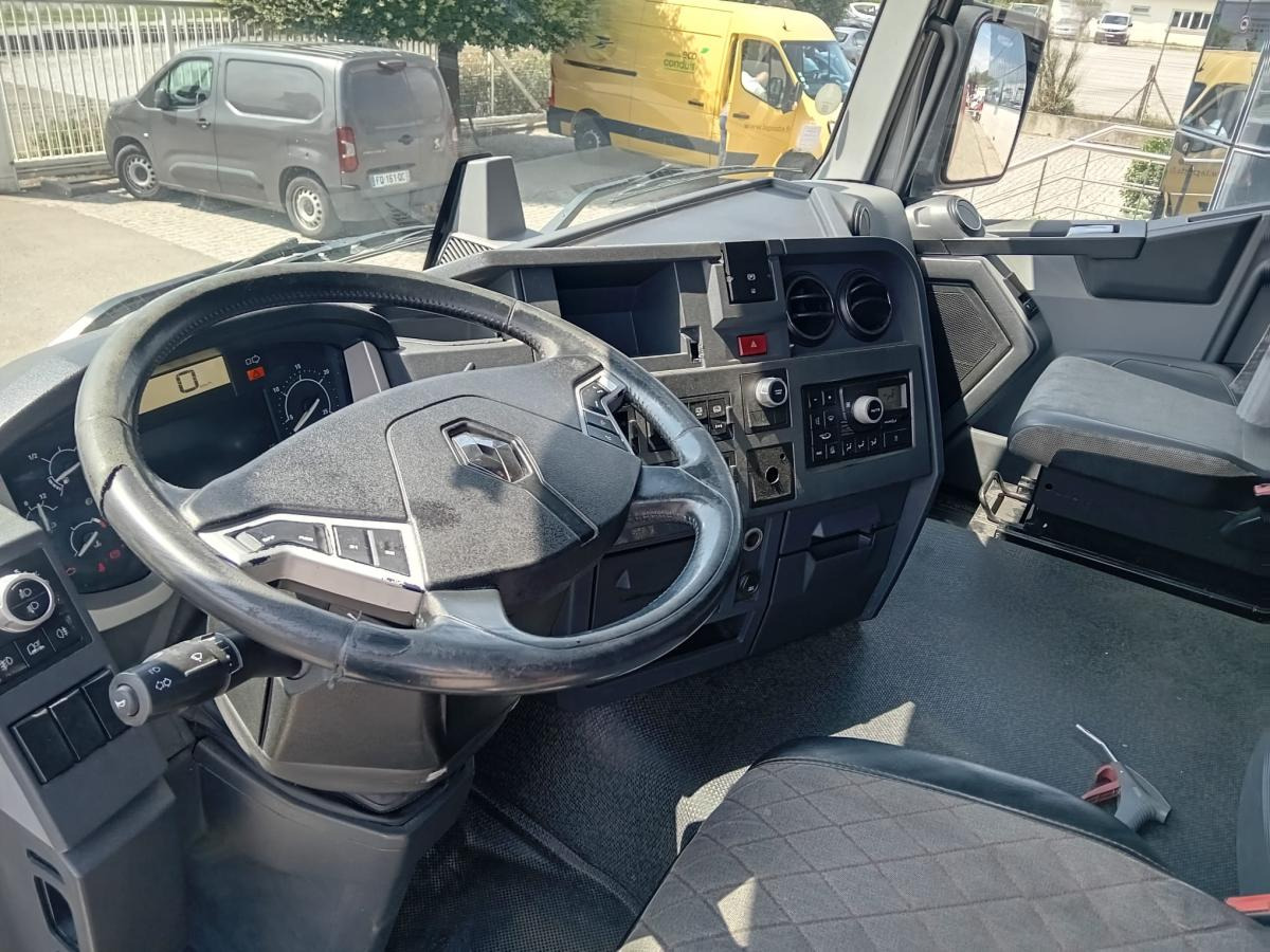 Trekker Renault Gamme T 460