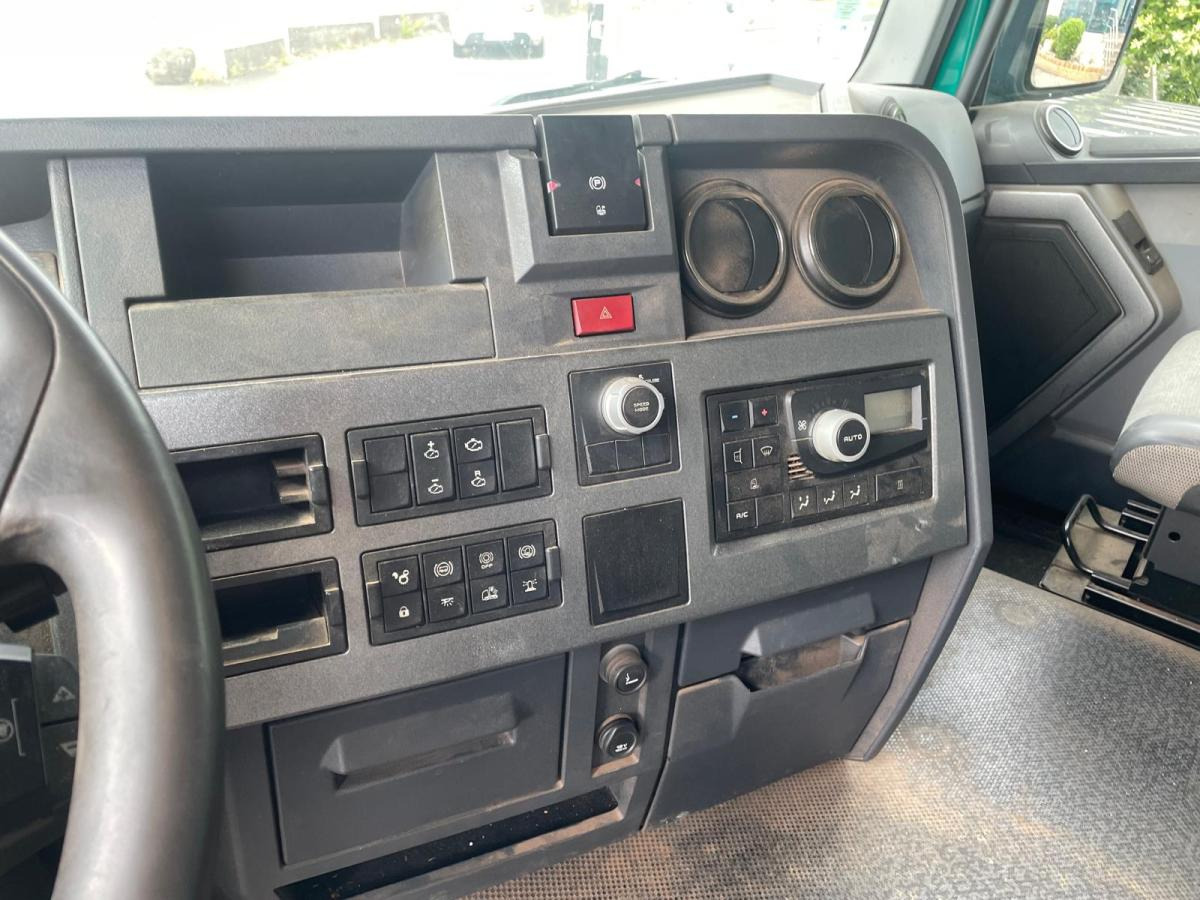 Trekker Renault Gamme T 460 DXI