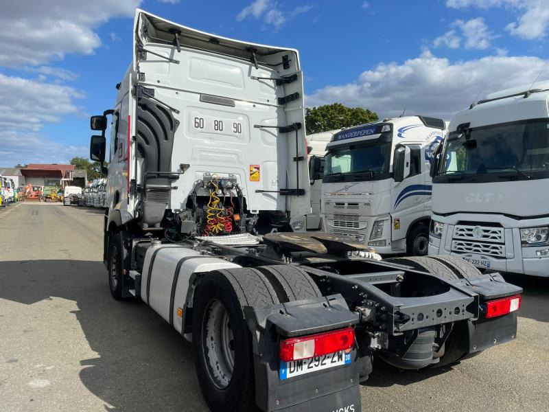 Trekker Renault Gamme T 480