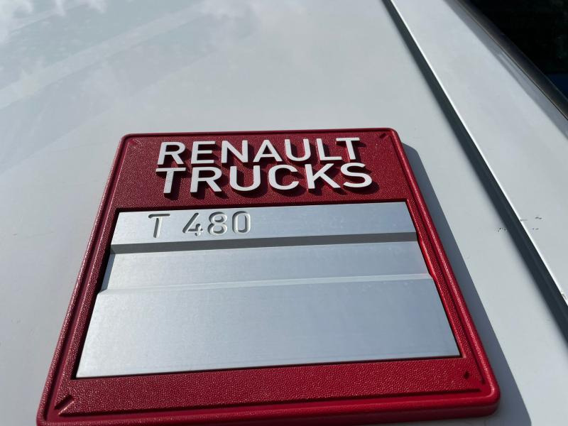 Trekker Renault Gamme T 480