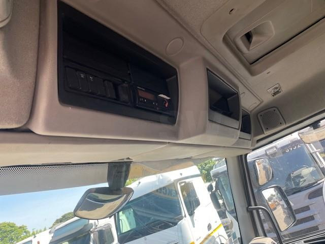 Trekker Renault Kerax 430dxi