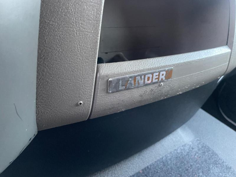 Trekker Renault Lander