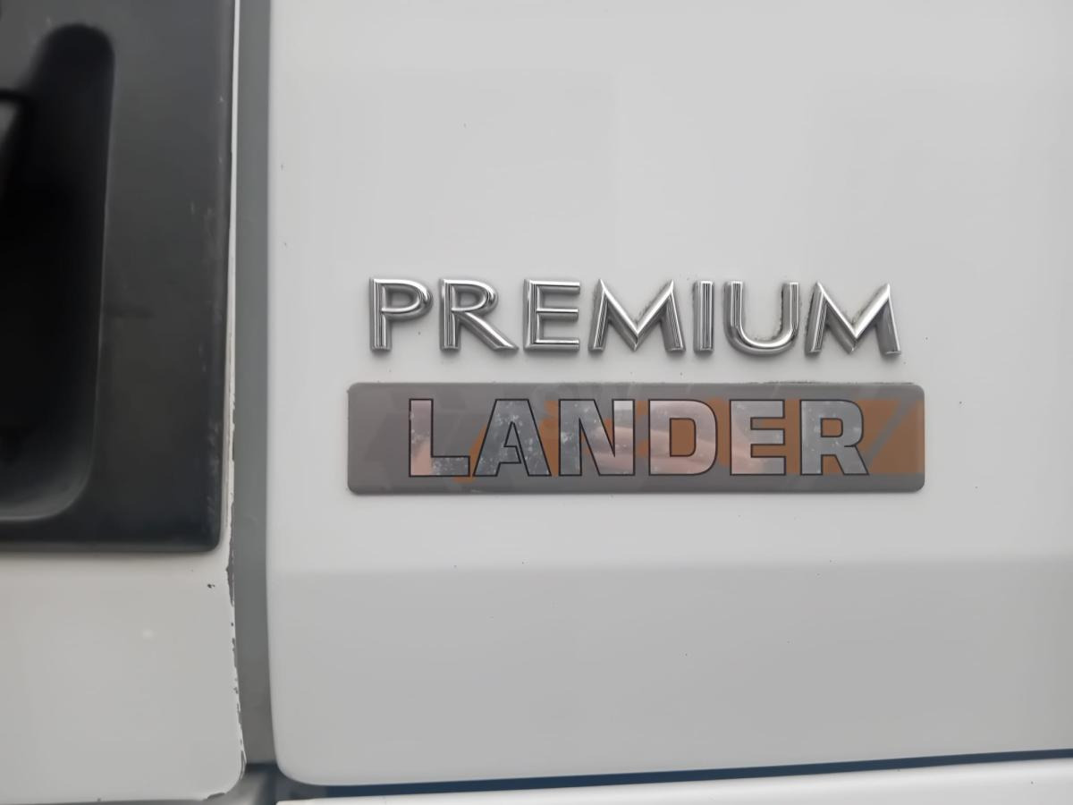 Trekker Renault Premium