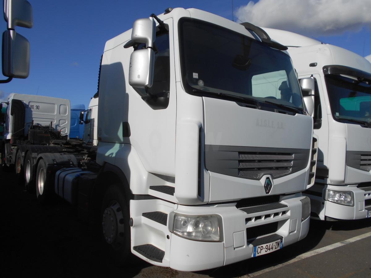 Trekker Renault Premium 410 DXI