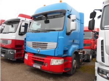 Trekker Renault Premium 450 DXI