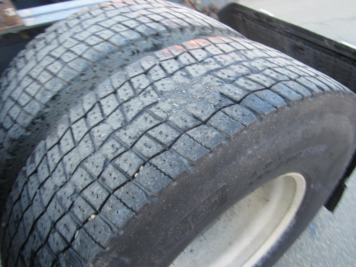 Trekker Renault Premium 450 DXI