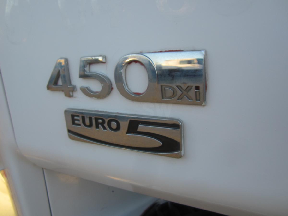 Trekker Renault Premium 450 DXI