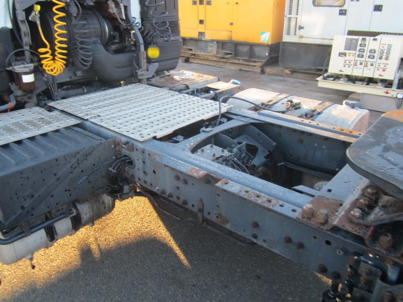 Trekker Renault Premium 450 DXI