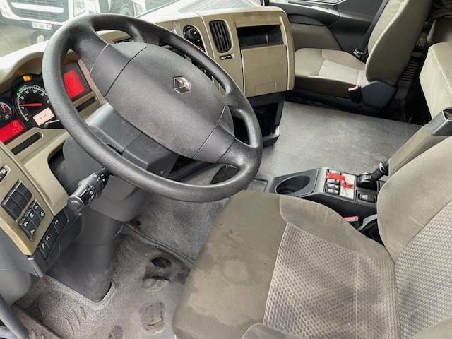 Trekker Renault Premium 460 DXI