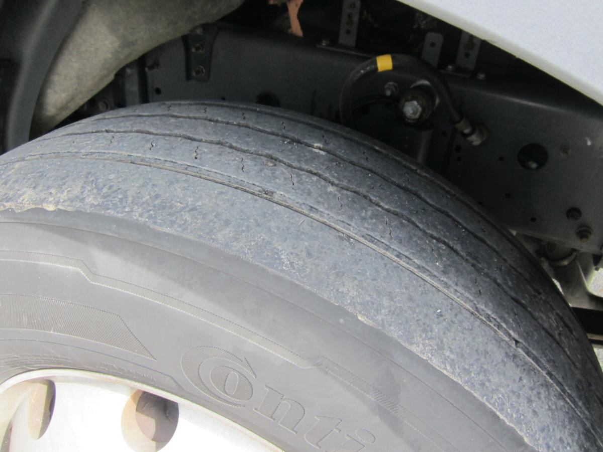 Trekker Renault Premium 460 DXI