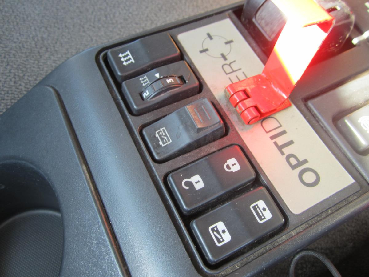 Trekker Renault Premium 460 DXI