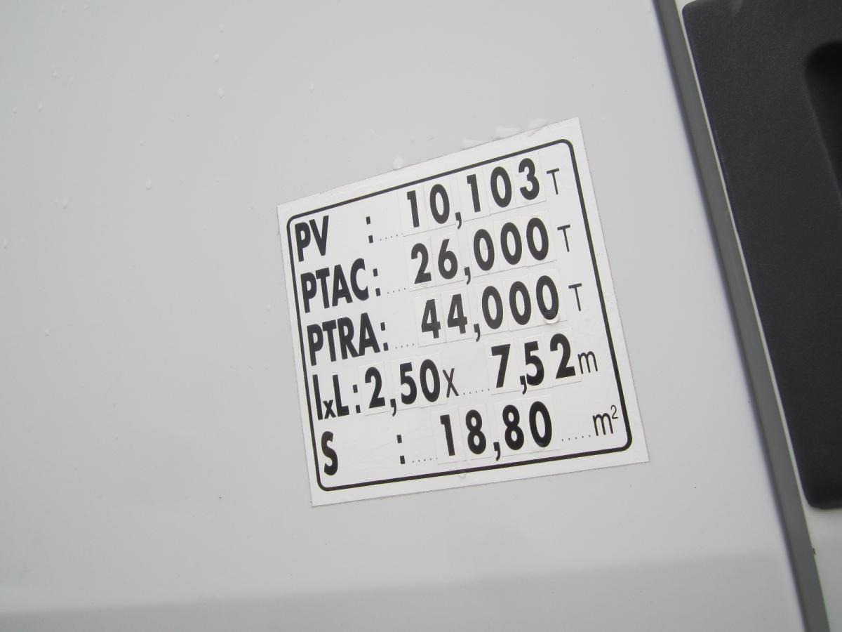 Trekker Renault Premium Lander 460 DXI