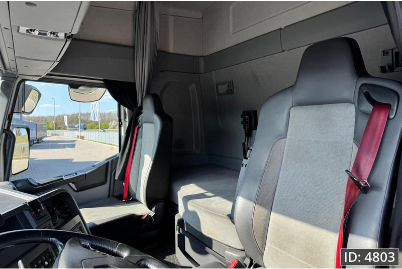 Trekker Renault T460 HighCab, Euro 6, / Retarder, Intarder