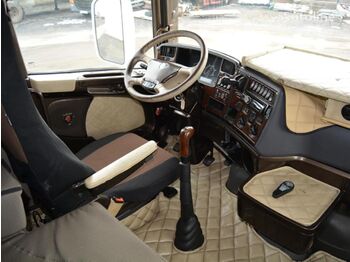 Trekker SCANIA T420 Torpedo ADR