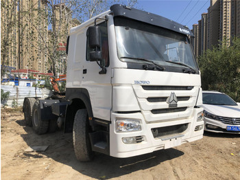 Trekker SINOTRUK Howo tractors
