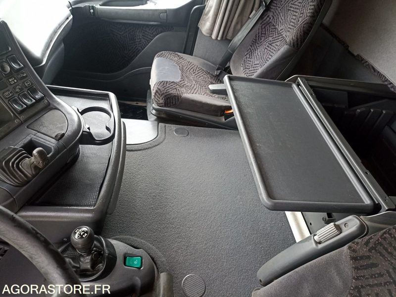 Trekker Scania 124l 2003 789689km