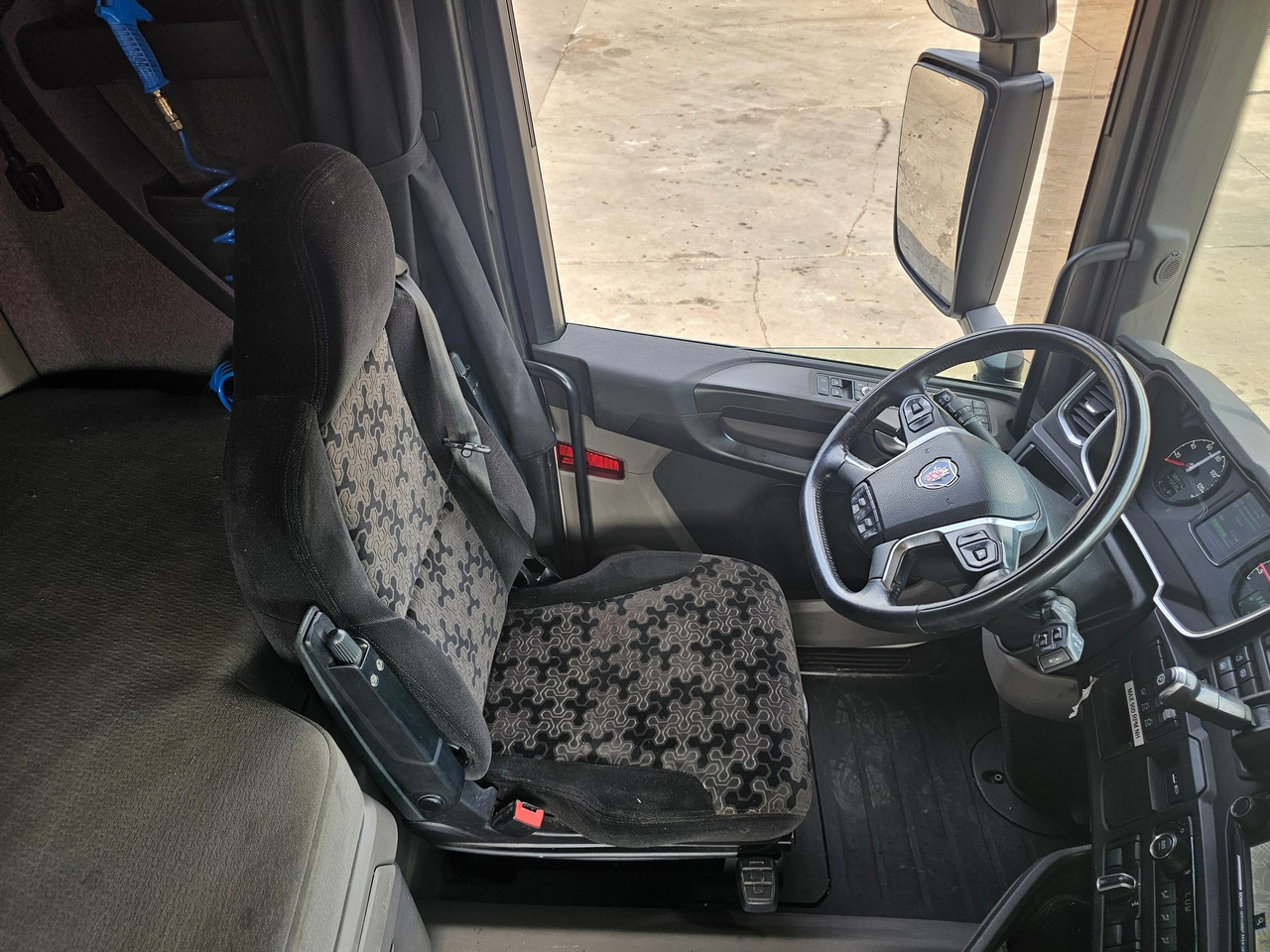 Trekker Scania R410 High ( SCR Only )