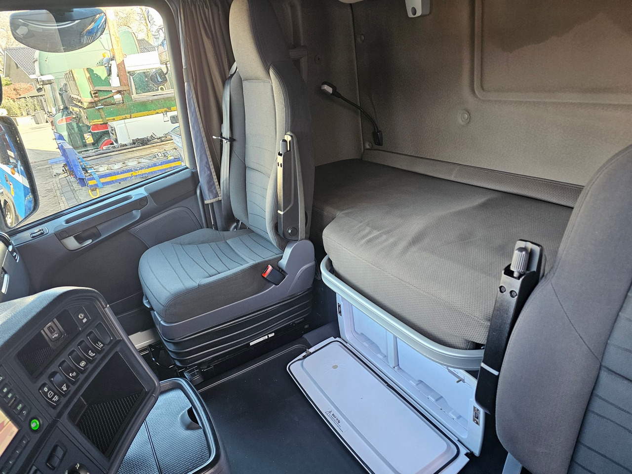 Trekker Scania R410 Highline SCR Only