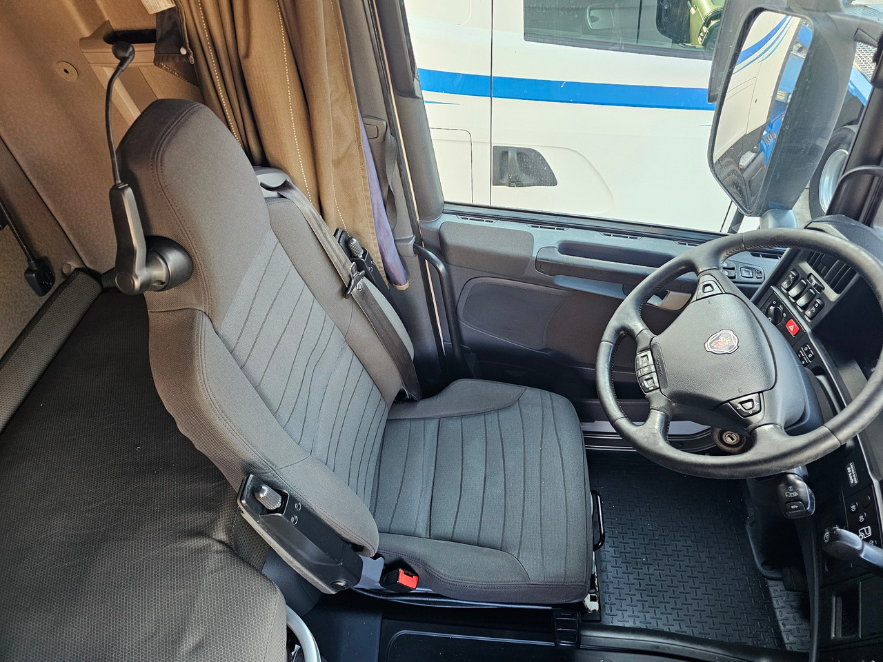 Trekker Scania R410 Highline SCR Only