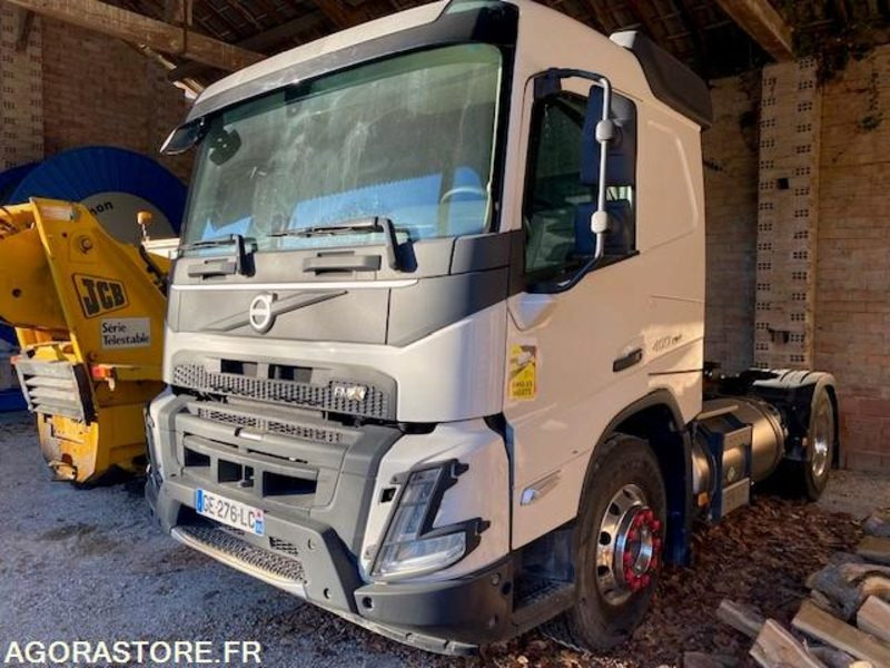 Trekker TRACTEUR VOLVO FM 460 4X2 BI CARBURATION GO+GNL 13000 KM