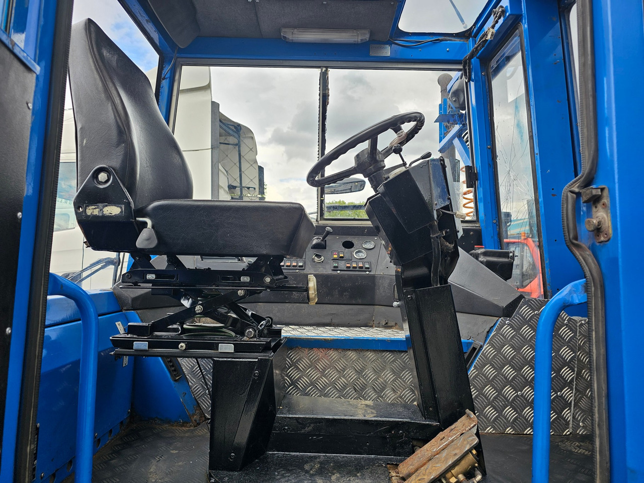 Trekker Terberg RT 26 4x4