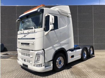 Trekker Volvo FH540 6x2: afbeelding 1