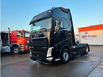 Trekker Volvo FH 460 * GLOBETROTTER XL * STANDKLIMA * LEDER *