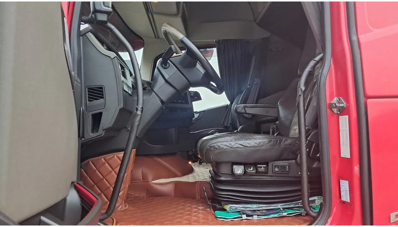 Trekker Volvo FH 500 Globetrotter Euro 5