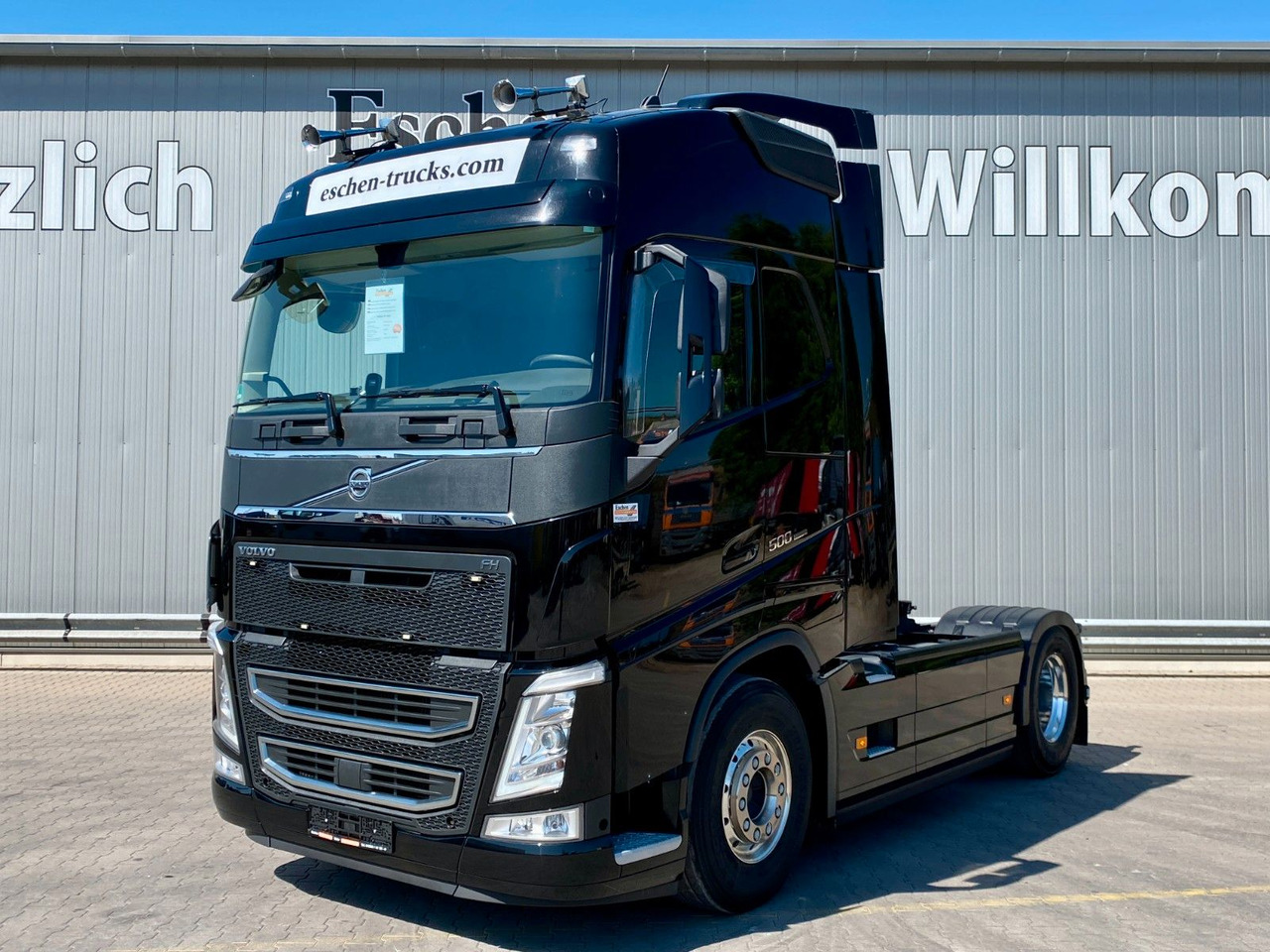 Trekker Volvo FH 500 Globetrotter| I-Park-Cool*2x Tank*Spoiler
