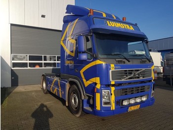Trekker Volvo FM12 420 Globetrotter