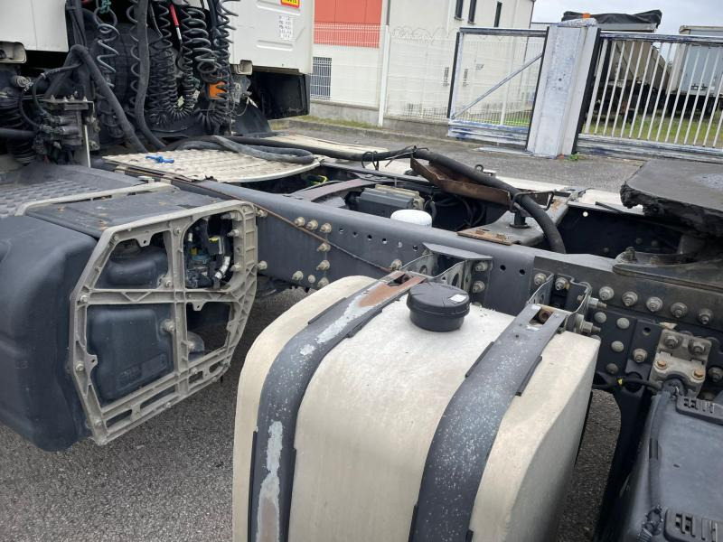 Trekker Volvo FMX 460