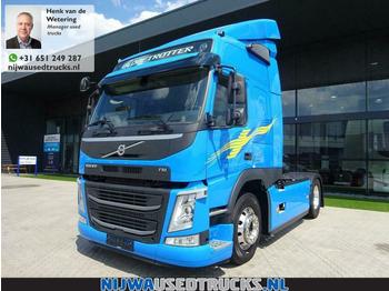 Trekker Volvo FM 410 Dynamic Steering + Xenon