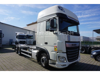 Containertransporter/ Wissellaadbak vrachtwagen DAF XF 450