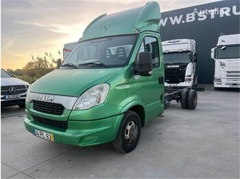Chassis vrachtwagen IVECO Daily 35C17
