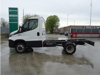 Chassis vrachtwagen IVECO Daily 35C17