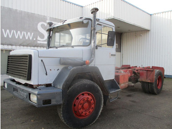 Chassis vrachtwagen IVECO Magirus