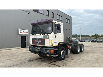 Chassis vrachtwagen MAN 26.372