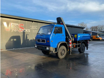 Vrachtwagen met open laadbak MAN