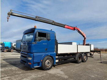 Vrachtwagen met open laadbak MAN TGA 26.430