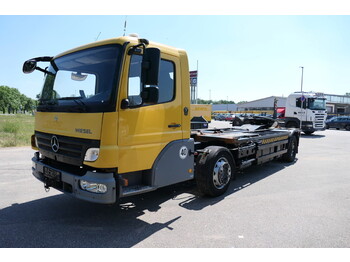 Containertransporter/ Wissellaadbak vrachtwagen MERCEDES-BENZ