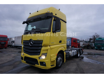 Containertransporter/ Wissellaadbak vrachtwagen MERCEDES-BENZ Actros 2648
