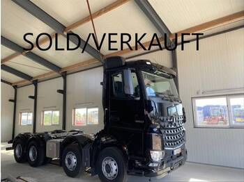 Chassis vrachtwagen MERCEDES-BENZ Arocs 3263