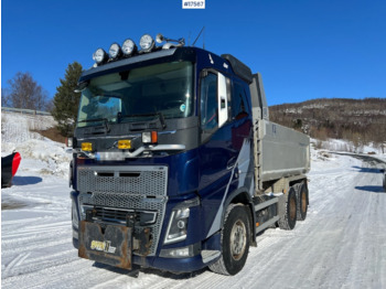 Kipper vrachtwagen VOLVO FH16