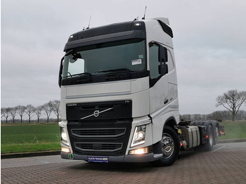 Containertransporter/ Wissellaadbak vrachtwagen VOLVO FH 460